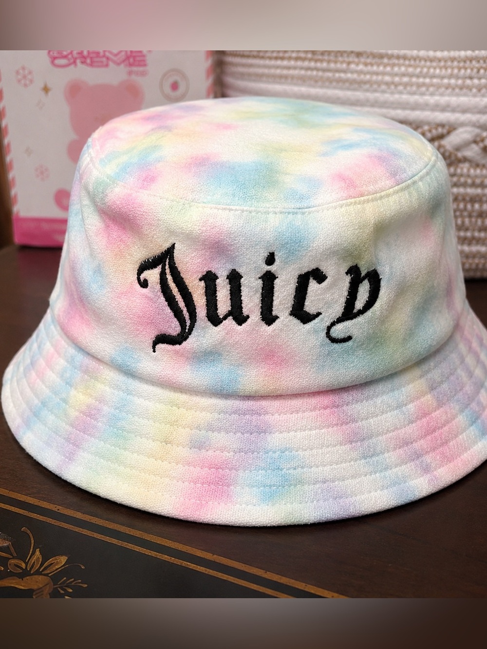 Juicy Couture Black White/Multicolor Bucket Hat NEW One size tie dye Brand New